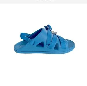 NWT Chaco Kids Chillos Sport Blue size 4
